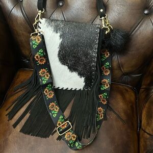 🌻NEW GENUINE SEUDE LEATHER COWHIDE CROSSBODY PHONE BAG w/SUNFLOWER STRAP🌻